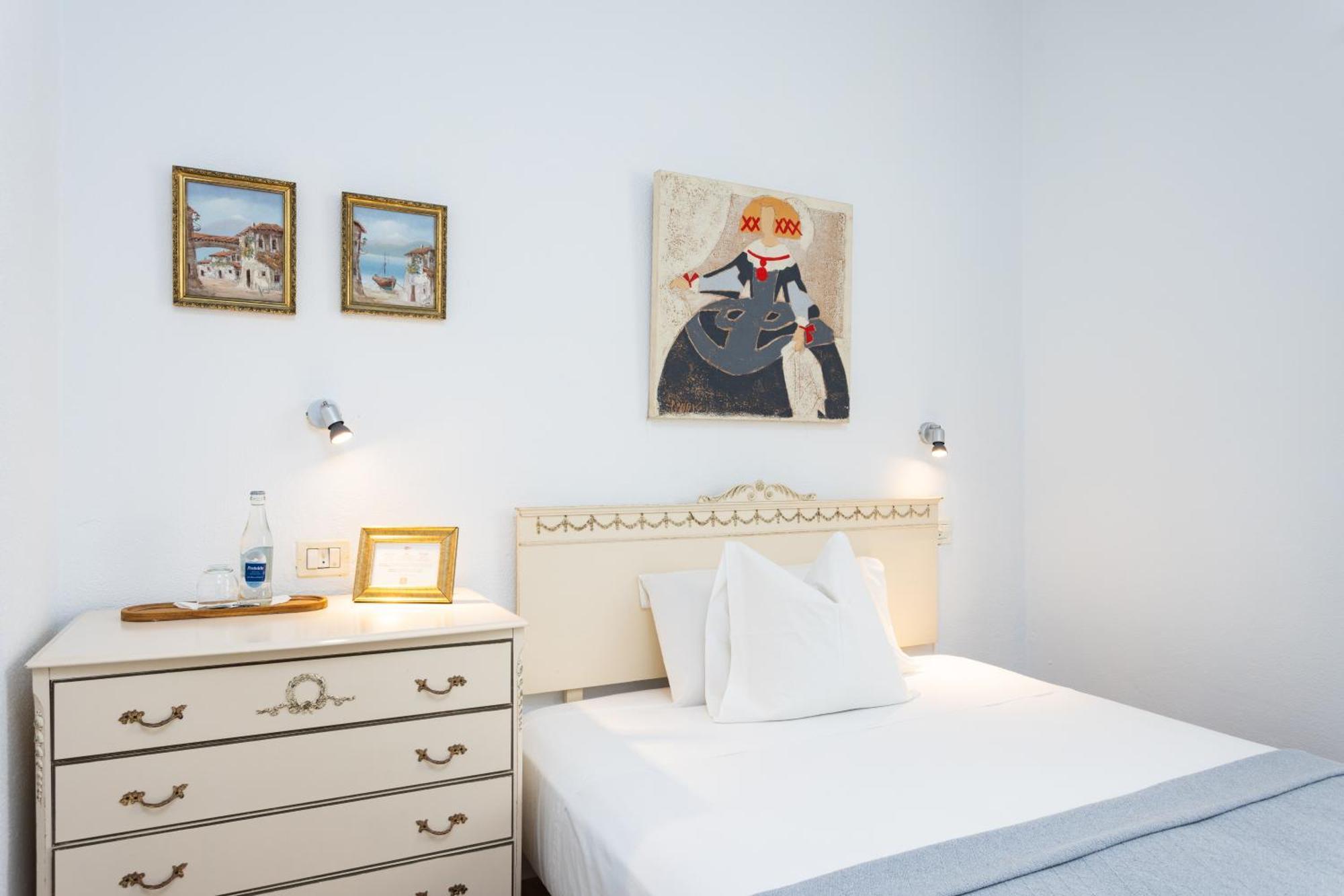 Casa Dona Carmela Guesthouse - Adults Only ซานตาครูซ เด เตเนริเฟ ภายนอก รูปภาพ