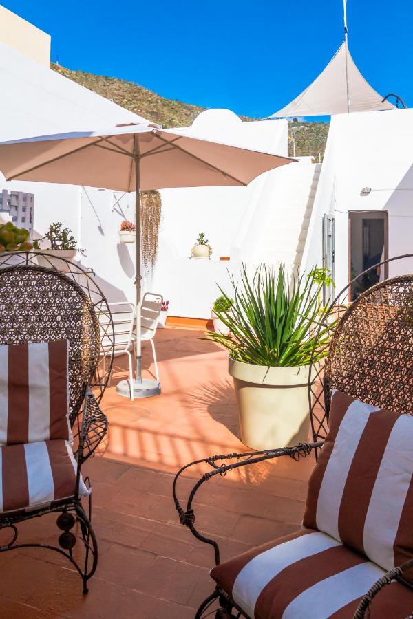 Casa Dona Carmela Guesthouse - Adults Only ซานตาครูซ เด เตเนริเฟ ภายนอก รูปภาพ